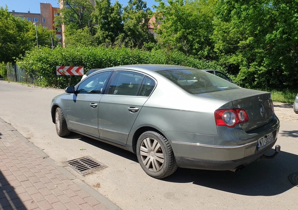 Volkswagen Passat cena 15000 przebieg: 261196, rok produkcji 2007 z Warszawa małe 37